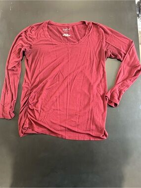 a:glow Women's Maternity Long Sleeve Ruched Side Top - Burgundy